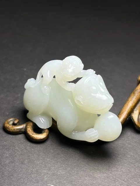 Chinese Exquisite Handmade Monkey carving Hetian Jade Statue