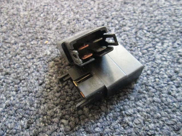 thumbnail image 2 of Genuine Honda/Acura Power Relay (4P) – Mitsuba RC-2225 – 39794-SE0-004 OEM 2 of 4