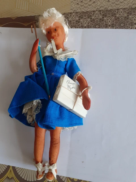 poupee de peynet
