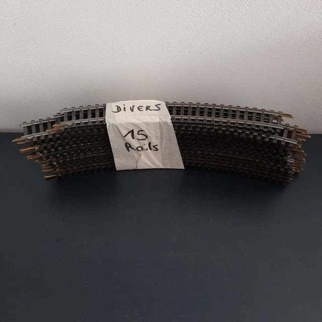 Jouef HO Lot de 18 rails courbes 445 et 6 droits 475