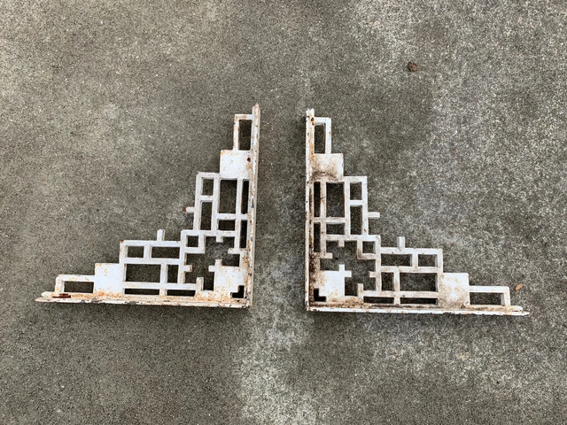 Large Pair Antique Arts & Crafts Art Deco Cast Iron Brackets Corbels