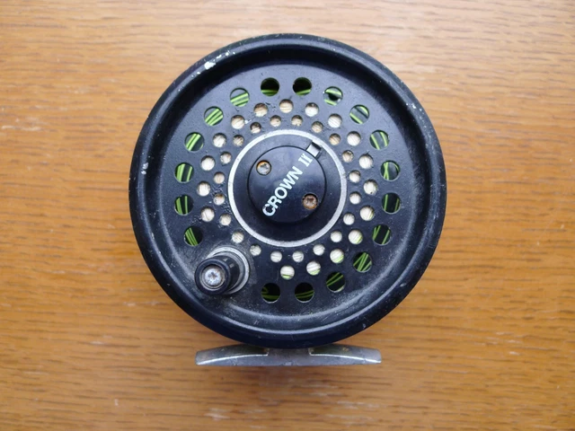 cortland crown ii fly reel blue Hollow X Line Backing Blue / 50 lb / 1500 YDS Featuring a carrying strap and mesh inside pockets Vosseler Fly Reel Air-One Blue