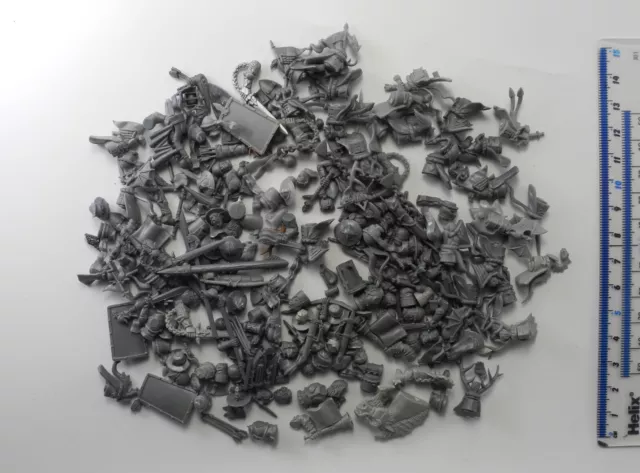 BRETONNIAN PARTS Plastic Bretonnia Army Bits Shields Pieces etc Warhammer 3