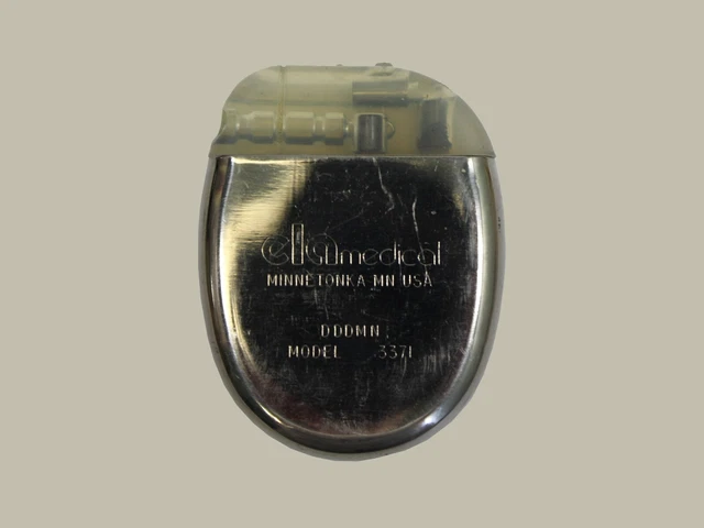 Vintage Heart Pacemaker Demo in Good Condition - ELA Medical - Minnetonka, MN