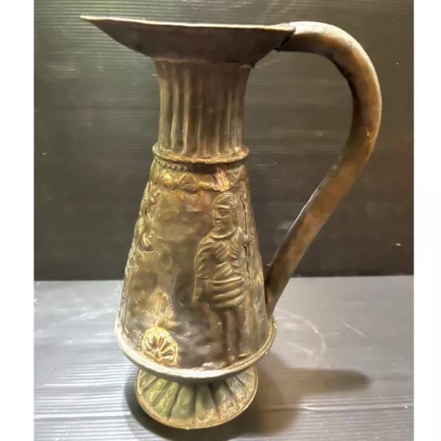 Wonderful ancient Sasanian achaemenid bronze amphora jug with scene