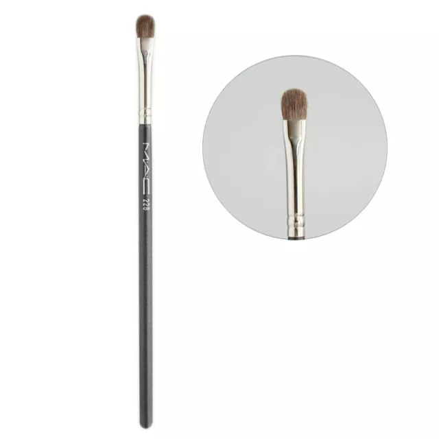 MAC 228 Detail Brush Natural Hair Small Eye Shadow Brush NEW