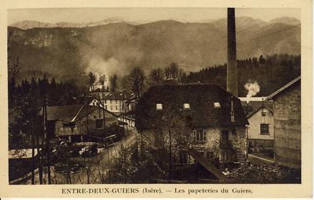 Cpa Isere Entre Deux Guiers Les Papeteries Du Guiers