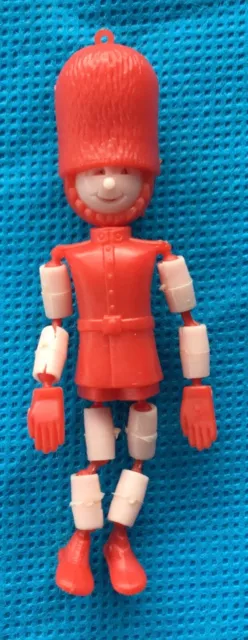 1971 R & L Cereal toys, Kellogg’s Puppet people Grenadier  in Red.