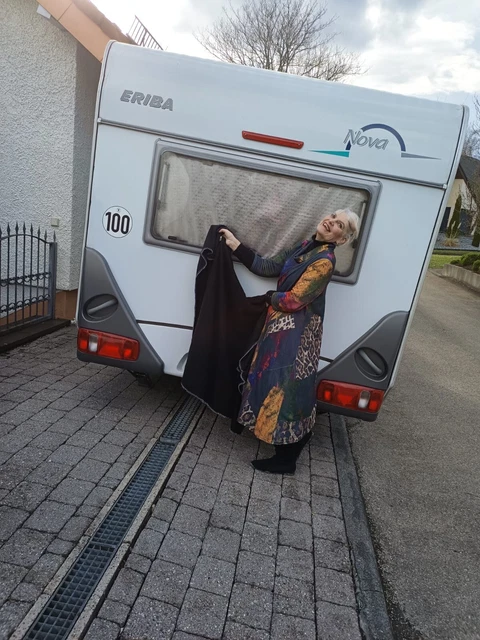 Wohnwagen von Hymer Modell Eriba Nova gebraucht - zum sofort kaufen
