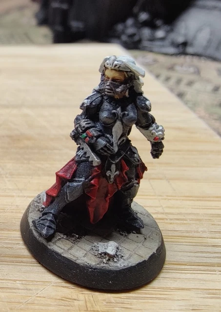 Adepta Sororitas: Canoness - Warhammer 40k