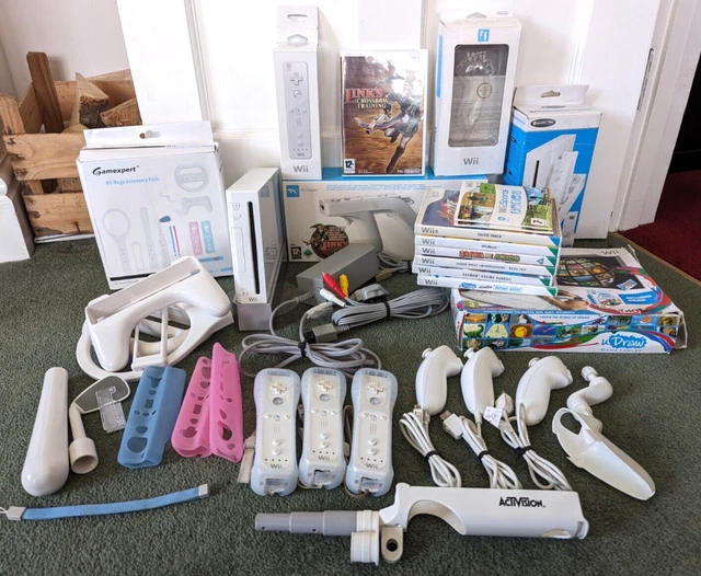NINTENDO WII CONSOLE Bundle + Games / Udraw / Links Training