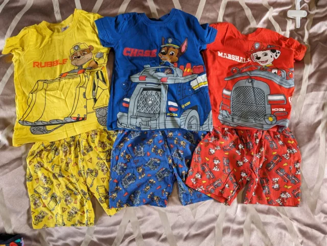 Paw Patrol Shorts t Shirt Pyjamas 4-5 Years