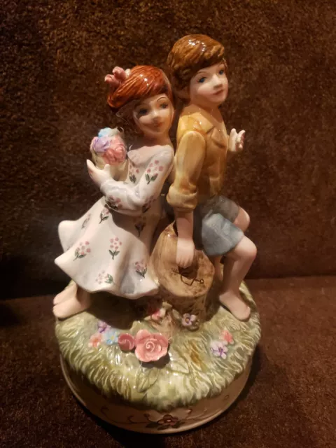 Vtg Lefton Yamada Signed Boy Girl Flower Porcelain Music Box Figure Love 1996