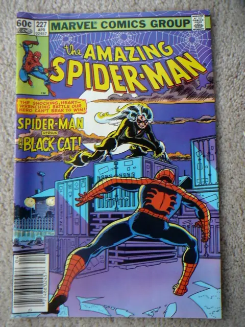 The Amazing Spider-Man #227 April 1982 - Vs Black Cat - Marvel Comics Very Fine