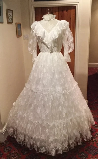 VINTAGE 1970'S/80'S VICTORIAN STYLE WHITE LACE WEDDING DRESS BY RONALD  JOYCE 36.00 - PicClick UK