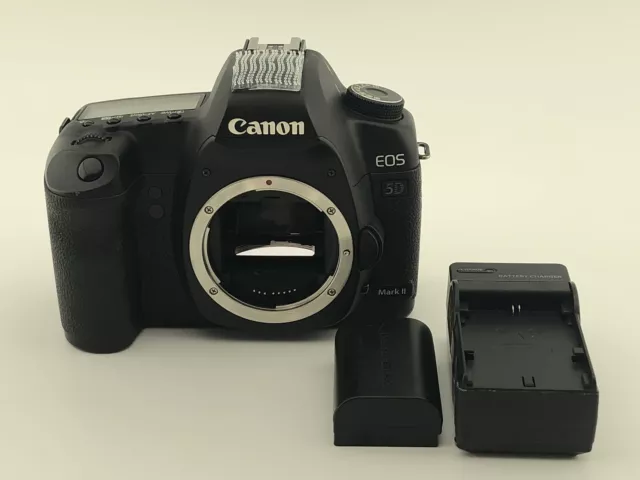*PRE-OWNED* Canon EOS 5D Mark II 21.1 MP Digital SLR Camera - Black (Body Only)
