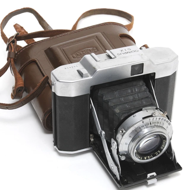Olympus Six folding camera w. Zuiko FC 2.8/7.5cm w. case NOTTESTED