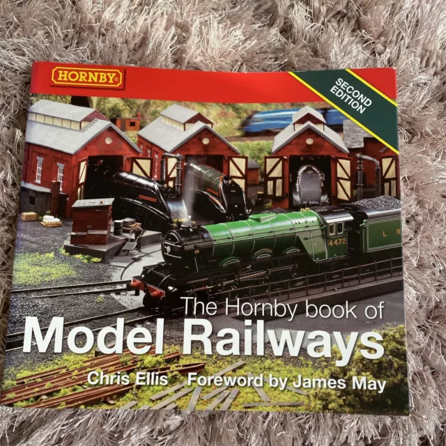 Hornby Book of Model Railways (Second Edition) by Chris Ellis Paperback Book