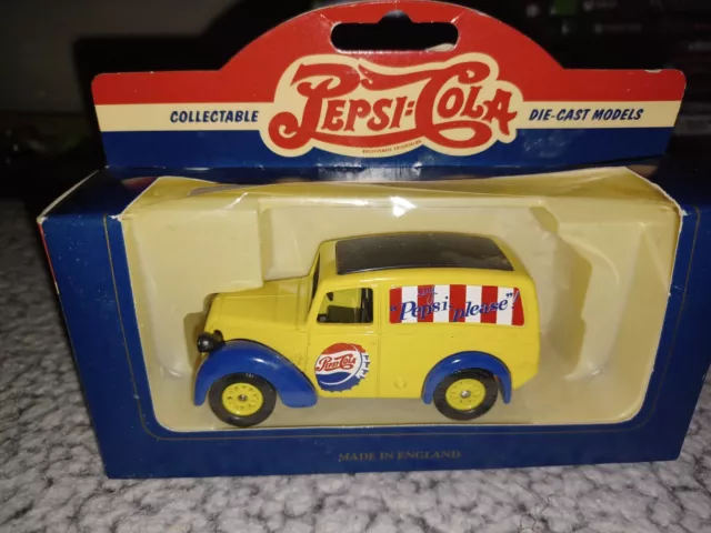 Pepsi-Cola Die Cast Delivery Truck ~ Original Box ~ England ~ 1950 Morris Z Van