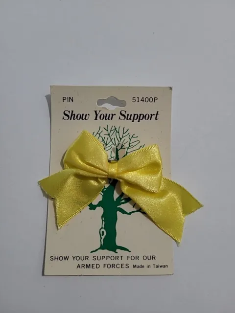 Vintage 1991 Show Your Support Desert Storm Pin Yellow Ribbon Z
