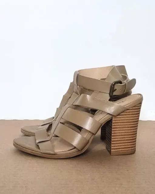 American Eagle Tan Faux Leather Gladiator Sandals Size 7.5 Strappy Block Heel