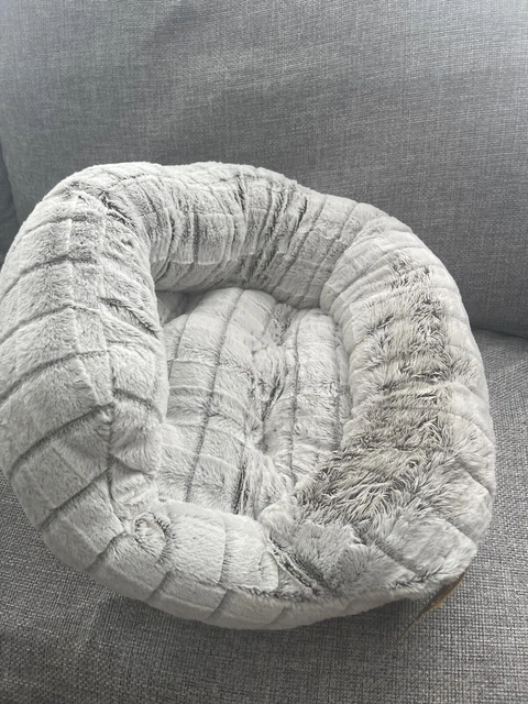 Donut Plush Pet Dog Cat Bed Fluffy Soft Warm Calming Bed Sleeping Kennel Nest 3
