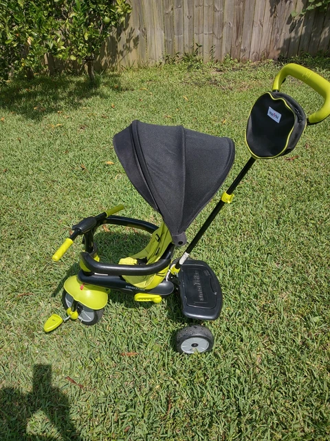smarTrike Swing DLX - 4-in-1 Toddler Tricycle 15M+ - fluorescent green