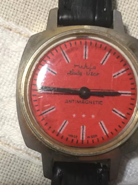 Vintage Orologio Ruhla Lady Germania Est Meccanico A Carica Manuale Raro.