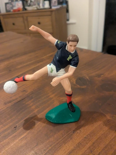 KENNER TONKA SPORTSTARS Lot De 10 Figurines Football EUR 10,50 - FR