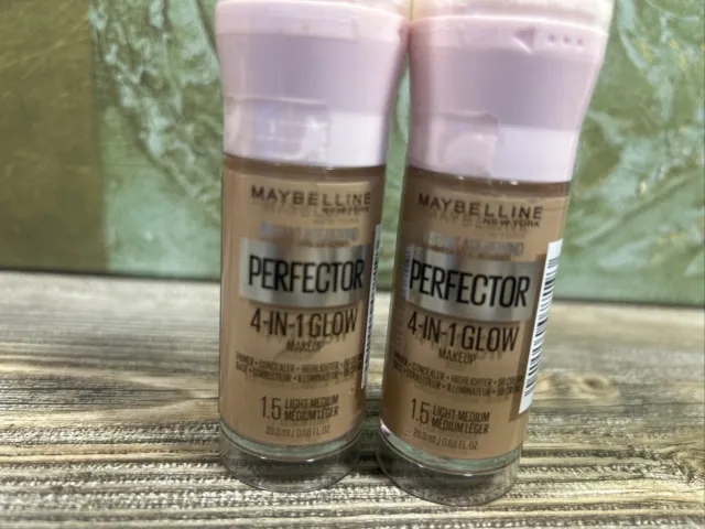 Maybelline Instant Age Rewind Perfector 4-In-1 Glow Makeup 1.5 Light Medium NEW