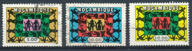 Vigilance, Unity, Work: 3 Values - Mozambique 1975 - F H - MiNr 599/601