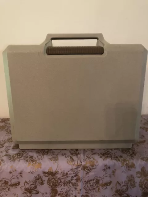 Bernina Sewing Machine 930 Record With Accessories Bernina Sewing Machine 930 Record With Accessories