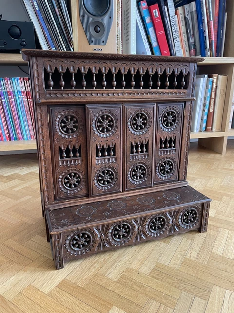 Armoire Bretonne Miniature En Bois – Meuble Maison De Poupée XXe