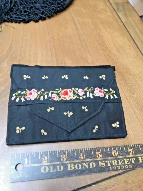 VTG French Point de Beauvais Embroidered purse Estate