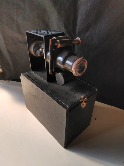 Projecteur Ciné-Gel Royal 210 [590] • EUR 30,00 - FR