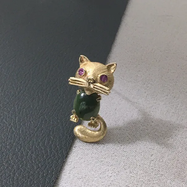 Vintage 14K Yellow Gold Figural Jelly Belly Cat Pin Brooch signed IG