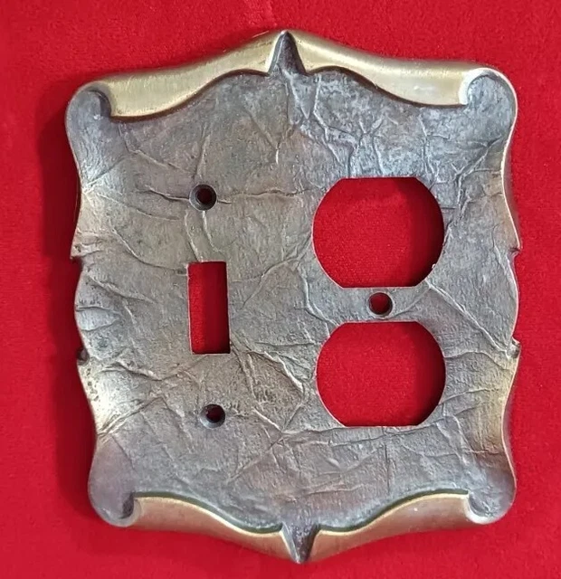 Vintage Brass Double outlet receptacle Light Switch Plate Amerock  MCM