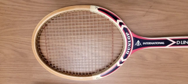 raquette tennis dunlop in Buy & Sell in Greater Montréal