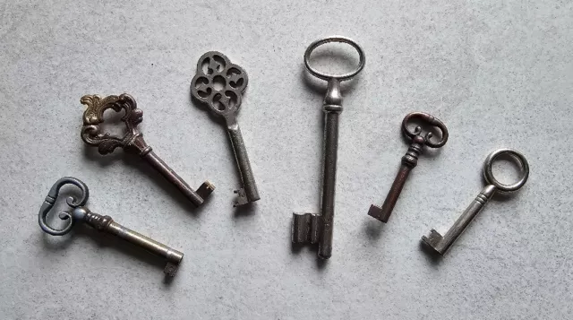 6 alte Schlüssel antike Möbelschlüssel