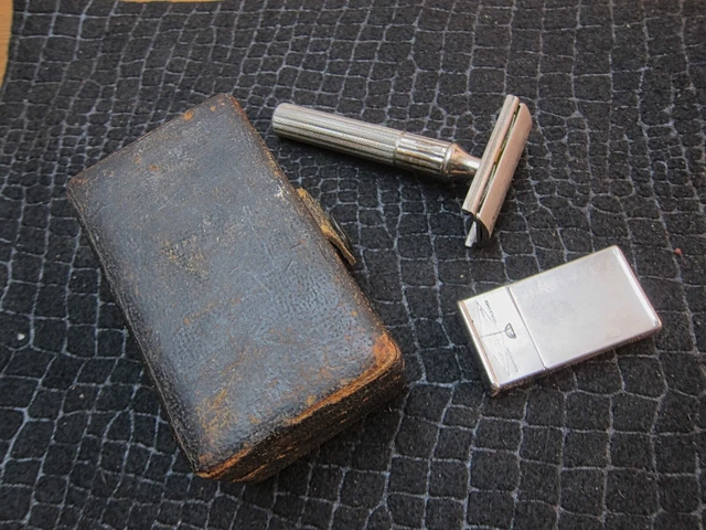 ANTIQUE 1930s GILLETTE COMB DE SAFETY RAZOR : 3 PCS. 2