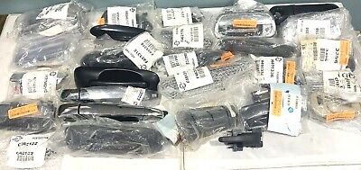 Mixed Lot of Vehicle Door Handles (27 Pieces) (Great Resell Value)