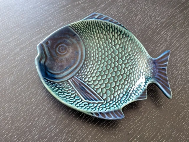 VTG Olfaire Majolica Blue & Green Fish Plate No. 5162 Textured Made In Portugal