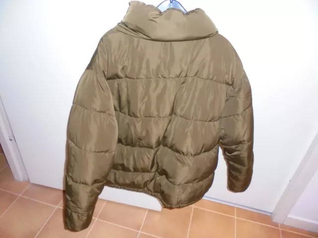 DOUDOUNE POUR FEMME kaki taille L marque Pull Bear EUR 10 00