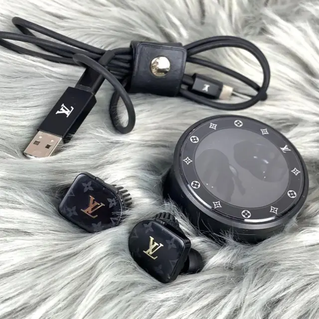 Louis Vuitton QAB010 Horizon Earphones Black Monogram Bluetooth