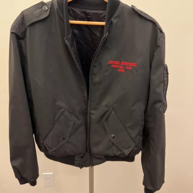 Vtg RARE Doobie Brothers Farewell Tour 1982 L LP Designs Mens Crew Jacket Black