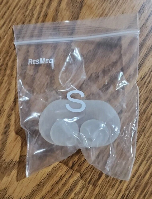 1 ResMed Swift LT Small Nasal Pillow Cushion 60571