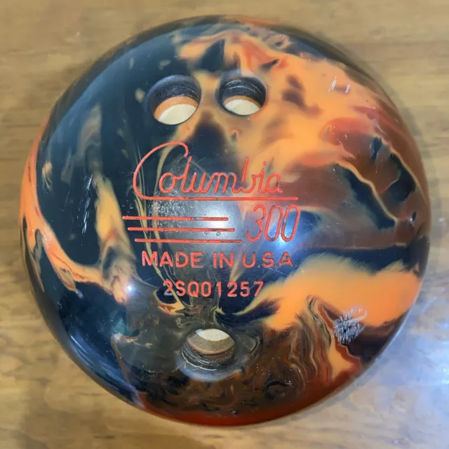 Columbia C300 Ten Pin Bowling Ball 10-Pin Made in USA - 5 kg or 11 lb