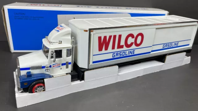 Wilco Gasoline Toy Truck Bank w/ Sliding Doors Original BOX KEPT Working Lights