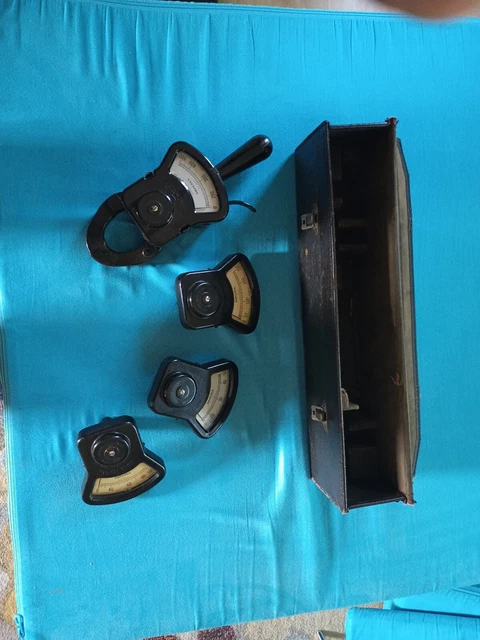Vintage Columbia Electric Tong Test Ammeter Set in Case Clamp On Amp Probe Meter