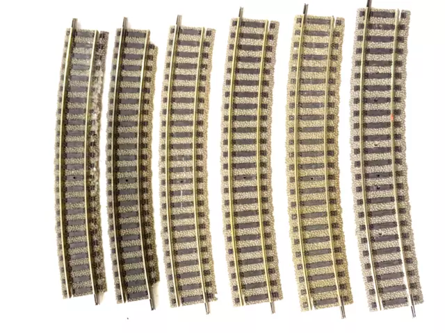 Rail courbe R=18 30° d'alimentation enrailleur - Mehano - Passion-Miniatures